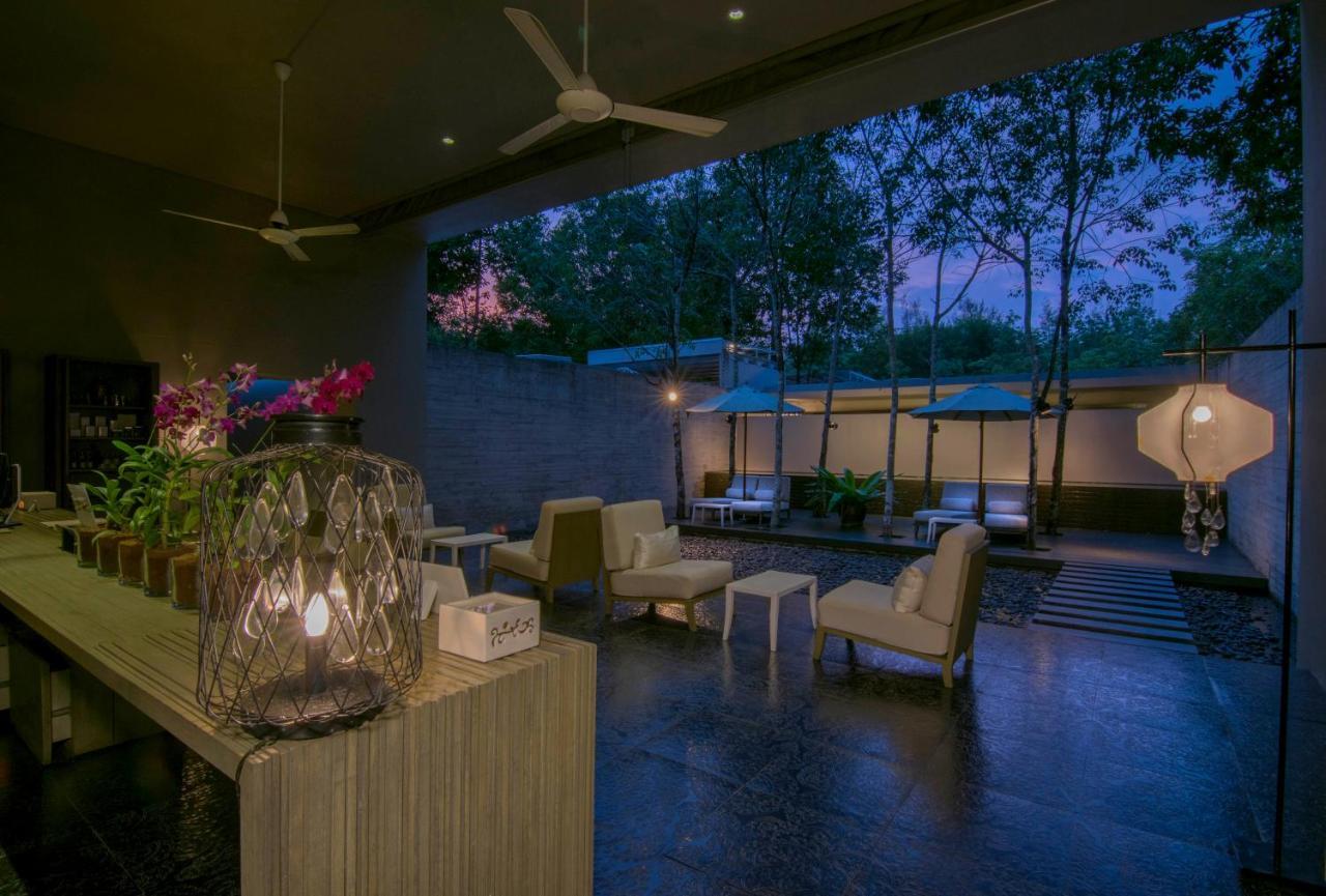 Sala Phuket Mai Khao Beach Resort Экстерьер фото